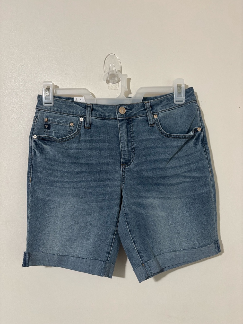 Seven7 Women’s Denim Shorts Size 4